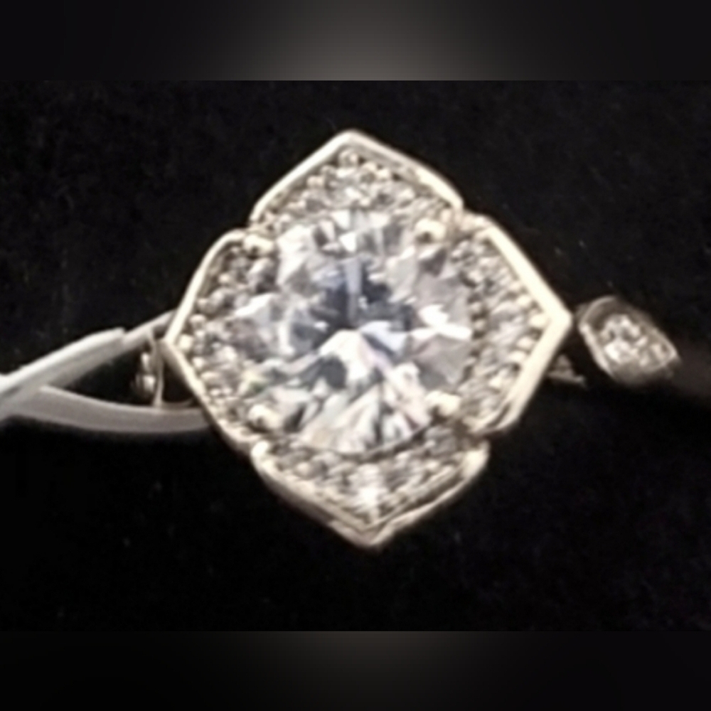 Stunning Glam 18 Kt Gold Plated Diamond Ring